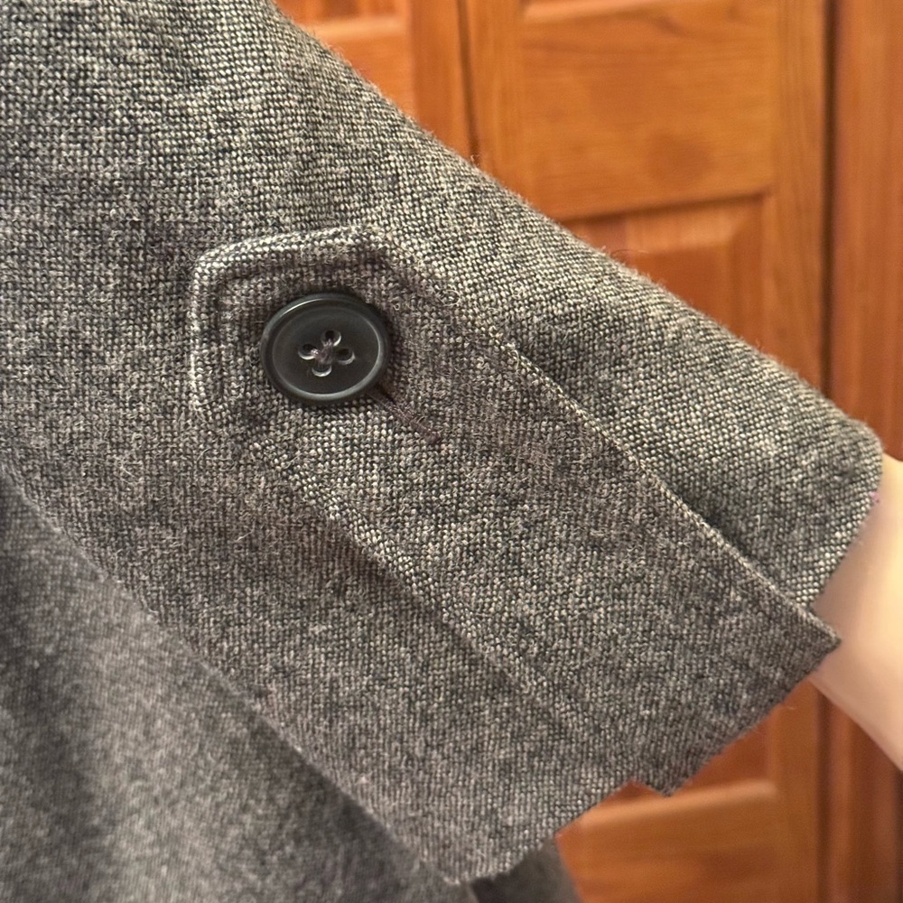 Cabi Shakespeare Tweed Overcoat Grayish/Brown Size 12 Wool Blend Knee Length - Picture 6 of 16